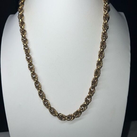 Vintage MCM Heavy Gold Tone Chain - Picture 3 of 10